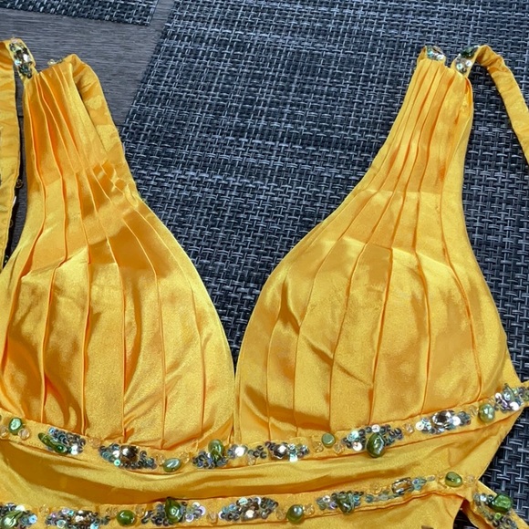 Milano formal dress 👗 - Picture 15 of 16